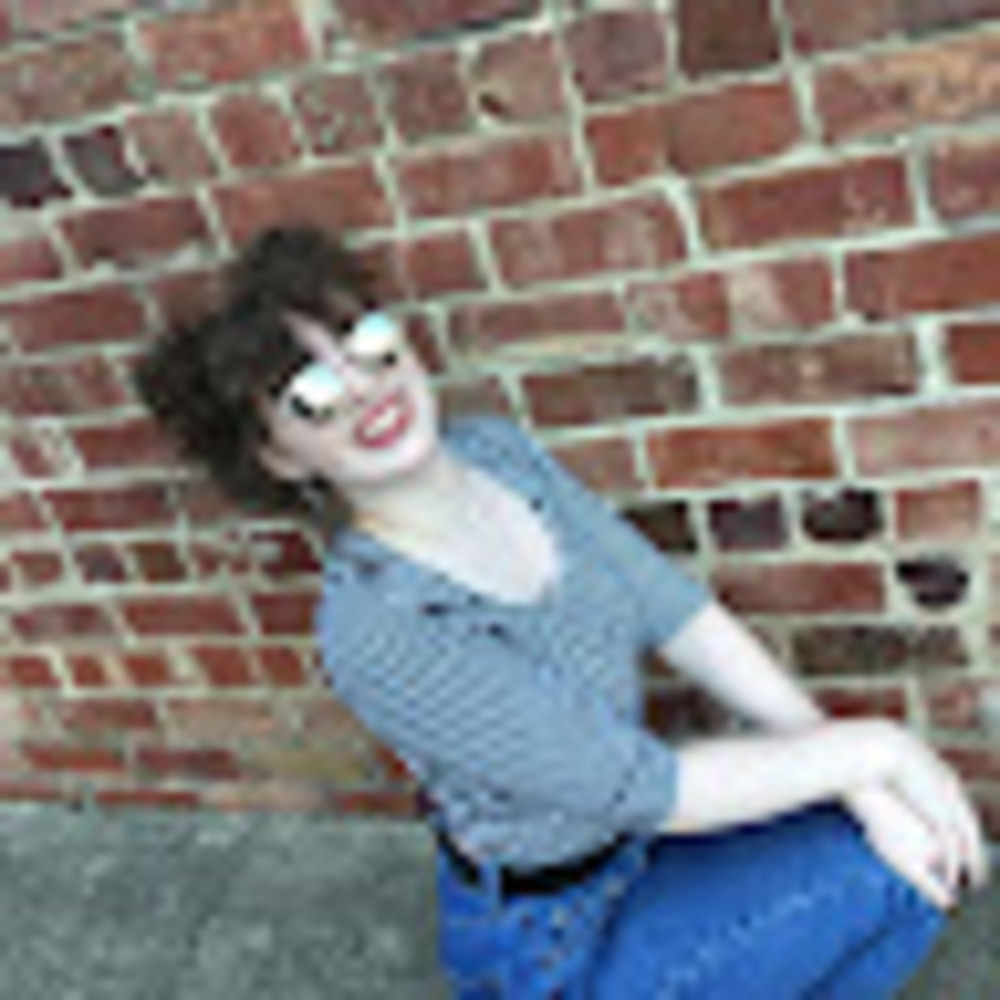 Meet your Posher, Courtney